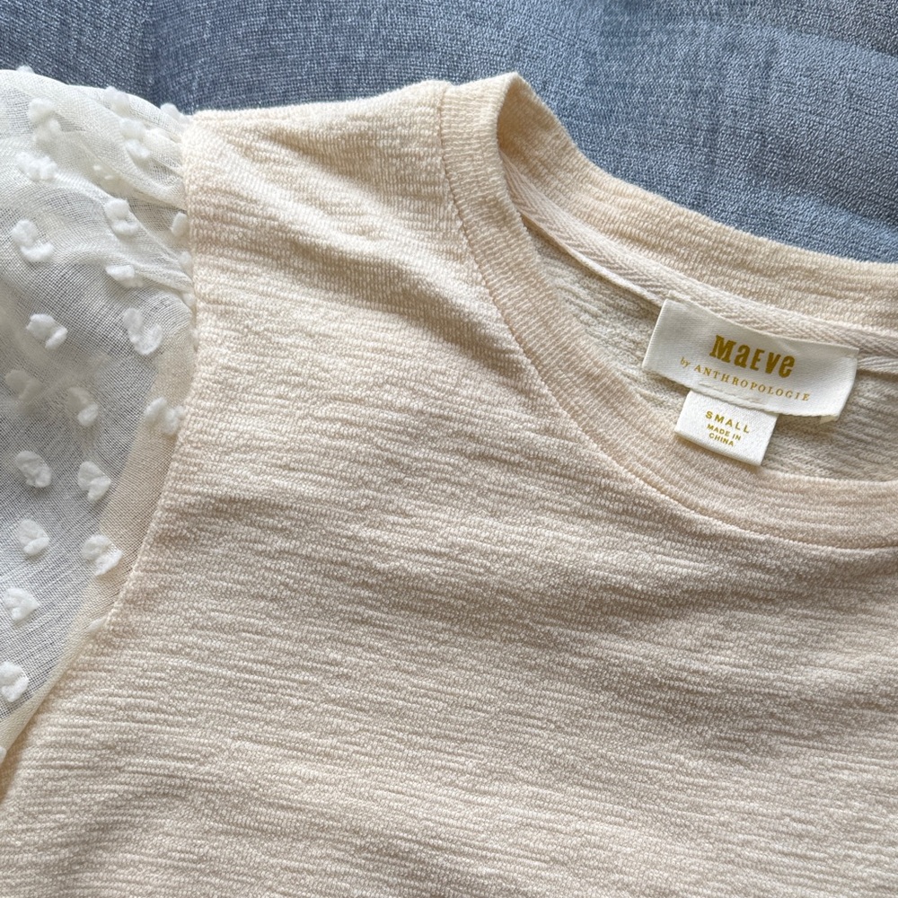Maeve cream puffy sleeve Swiss dot top size small S